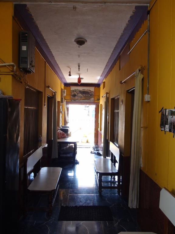 Shambhu Guest House Hampi Bagian luar foto