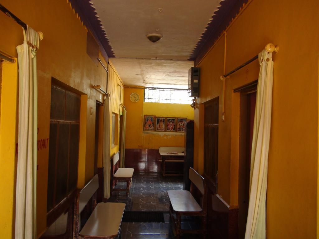 Shambhu Guest House Hampi Bagian luar foto